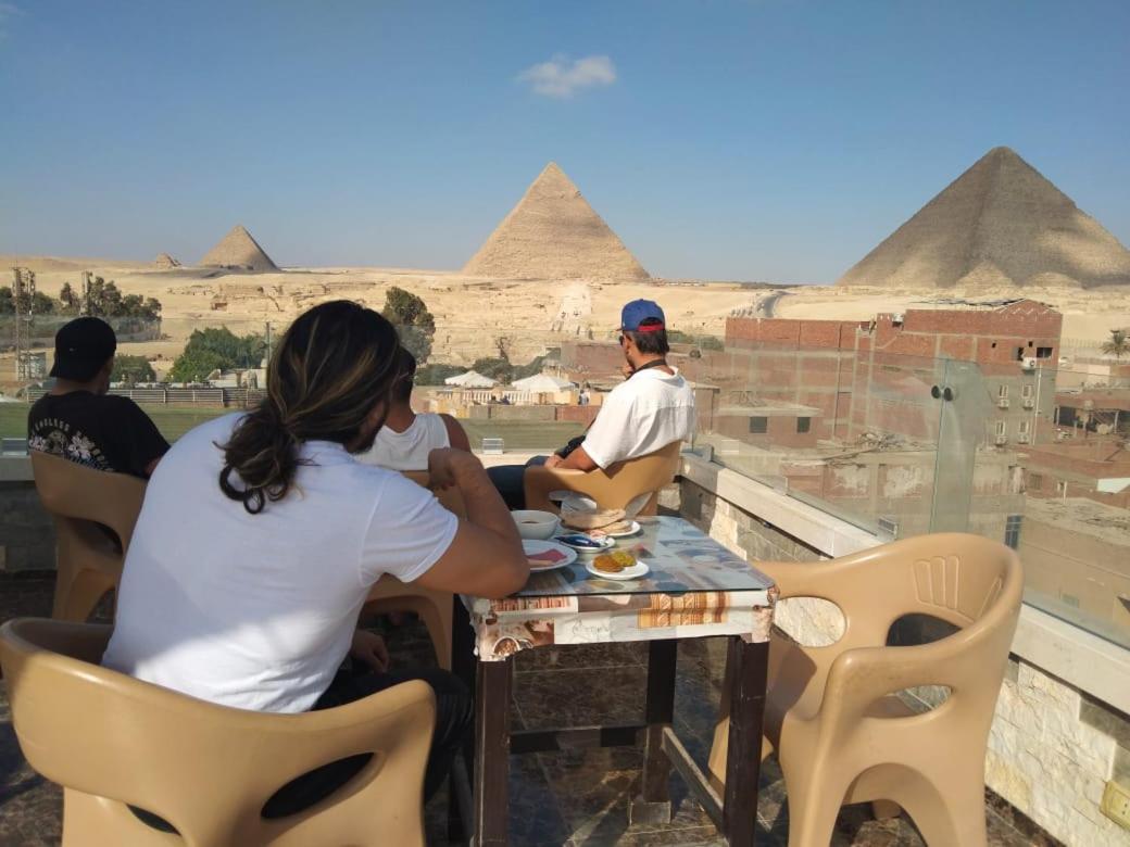 Pyramids Magic View Inn ไคโร ภายนอก รูปภาพ